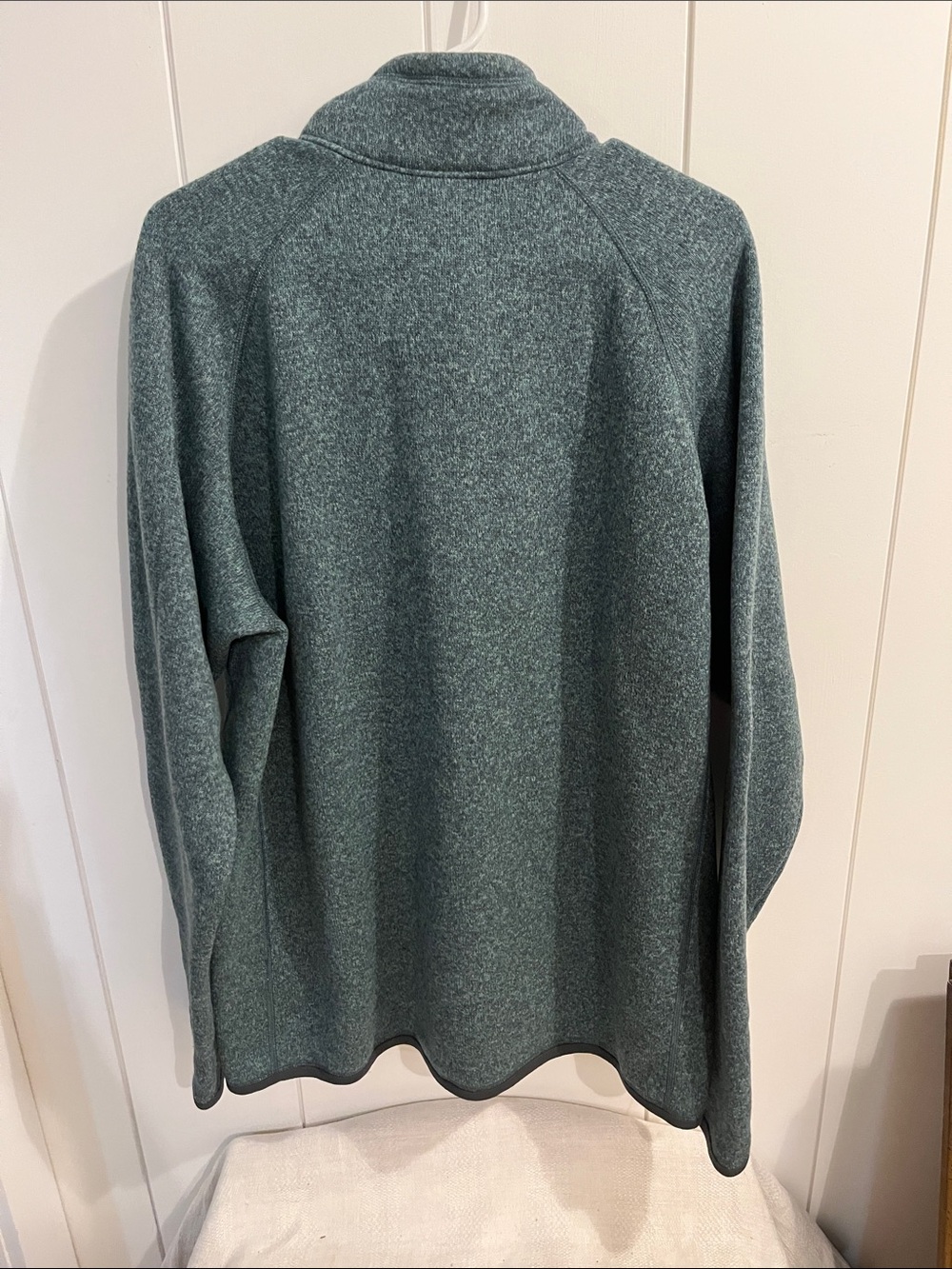 Patagonia Men's Teal Green Half-Zip Fleece Pullover - Picture 3 of 4